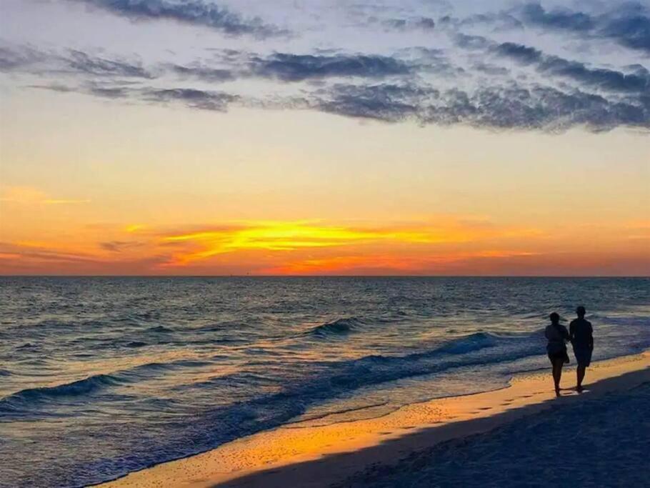 Lovely 1 Bedroom Unit Across From Lido Key Beach Sarasota Zewnętrze zdjęcie
